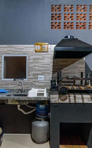 Casa à venda com 300m², 4 quartos e 2 vagas Casa à venda com 300m², 4 quartos e 2 vagasChurrasqueira