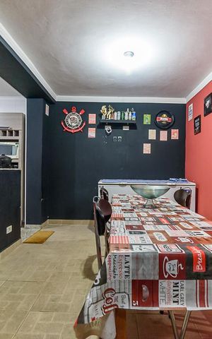 Casa à venda com 300m², 4 quartos e 2 vagas Casa à venda com 300m², 4 quartos e 2 vagasEspaço Gourmet