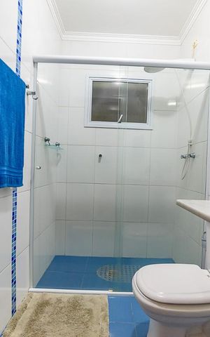 Casa à venda com 300m², 4 quartos e 2 vagas Casa à venda com 300m², 4 quartos e 2 vagasBanheiro da Suíte 3