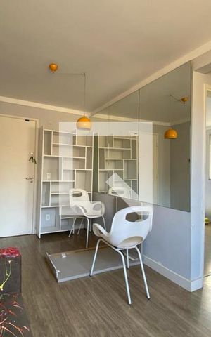 Apartamento à venda com 54m², 2 quartos e 1 vaga Apartamento à venda com 54m², 2 quartos e 1 vagaSala