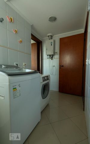 Apartamento à venda com 126m², 3 quartos e 3 vagasAREA DE SERVIÇO