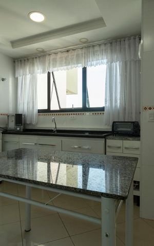 Apartamento à venda com 126m², 3 quartos e 3 vagasCOZINHA