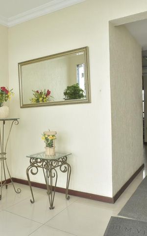 Apartamento para alugar com 55m², 2 quartos e 1 vagaHall de Entrada