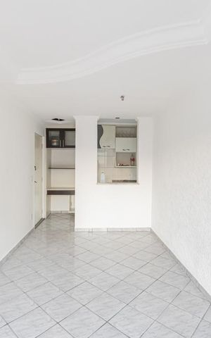 Apartamento à venda com 50m², 2 quartos e 1 vaga Apartamento à venda com 50m², 2 quartos e 1 vagaSala