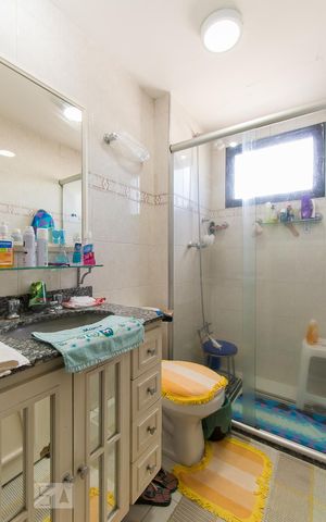 Apartamento à venda com 125m², 4 quartos e 3 vagasBanheiro da Suíte 2