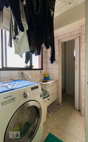 Apartamento à venda com 125m², 4 quartos e 3 vagasLavanderia 