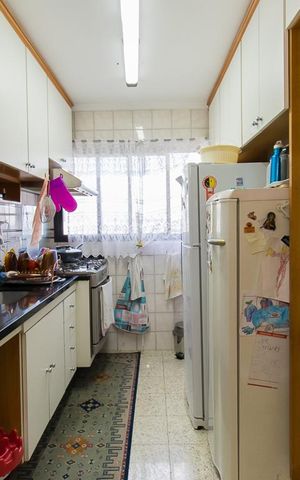 Apartamento à venda com 125m², 4 quartos e 3 vagasCozinha 