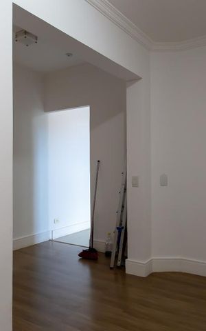 Casa à venda com 338m², 5 quartos e 4 vagas Casa à venda com 338m², 5 quartos e 4 vagasSuíte 1