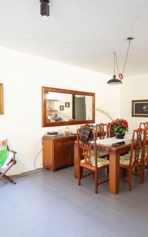 Casa à venda com 330m², 3 quartos e 2 vagasSala de Jantar