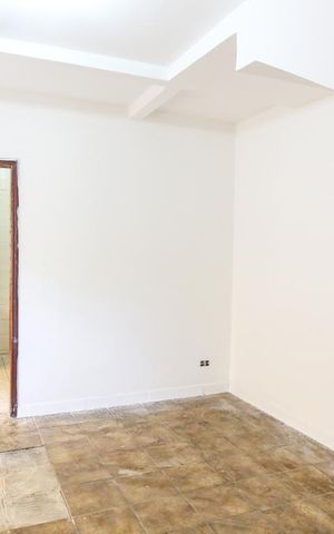 Casa para alugar com 160m², 3 quartos e 2 vagasSala