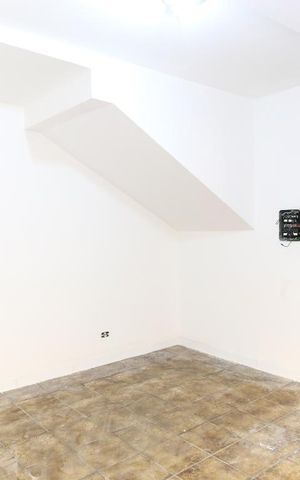 Casa para alugar com 160m², 3 quartos e 2 vagasSala