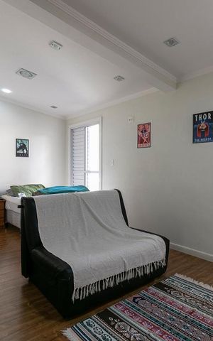Casa à venda com 340m², 3 quartos e 8 vagasSuíte 2