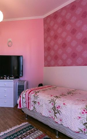 Casa à venda com 340m², 3 quartos e 8 vagasSuíte 3