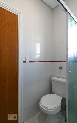 Casa à venda com 340m², 3 quartos e 8 vagasBanheiro da Suíte 3
