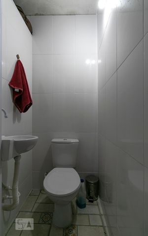 Casa à venda com 340m², 3 quartos e 8 vagasGaragem - Banheiro