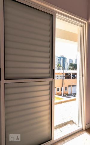 Casa à venda com 340m², 3 quartos e 8 vagasSuíte 1 - Varanda