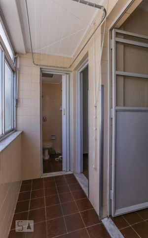 Apartamento à venda com 117m², 3 quartos e 1 vagaÁrea de Serviço