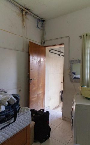 Casa à venda com 200m², 3 quartos e 3 vagasQuarto de Serviço