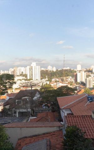 Casa à venda com 200m², 3 quartos e 3 vagasVista do Quarto 2