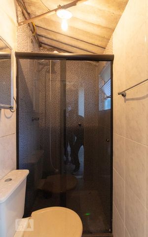 Casa à venda com 200m², 3 quartos e 3 vagasBanheiro de Serviço