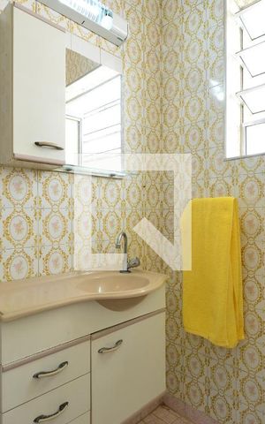 Casa à venda com 180m², 4 quartos e 2 vagasBanheiro da Suíte