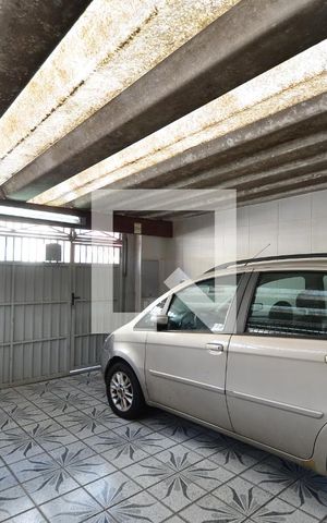 Casa à venda com 180m², 4 quartos e 2 vagasGaragem