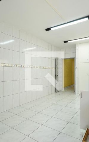 Casa à venda com 180m², 4 quartos e 2 vagasCozinha