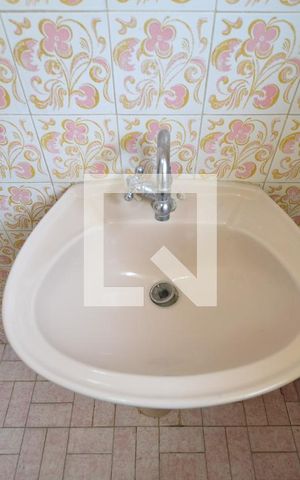 Casa à venda com 180m², 4 quartos e 2 vagasBanheiro Social