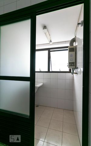 Apartamento à venda com 70m², 2 quartos e 1 vagaÁrea de Serviço