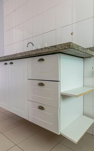 Apartamento à venda com 70m², 2 quartos e 1 vagaCozinha - Armário