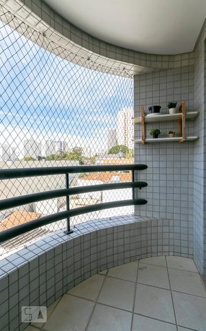 Apartamento à venda com 70m², 2 quartos e 1 vagaVaranda
