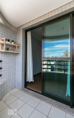 Apartamento à venda com 70m², 2 quartos e 1 vagaVaranda