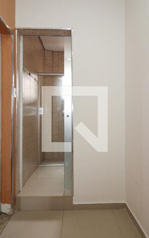 Casa para alugar com 250m², 3 quartos e 2 vagas Casa para alugar com 250m², 3 quartos e 2 vagasCloset da Suíte