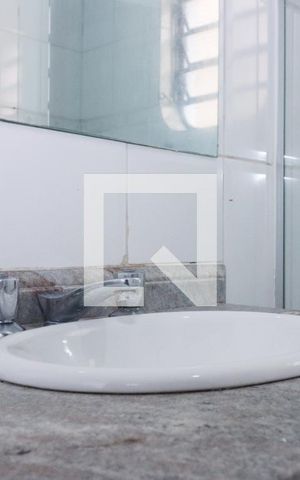 Casa para alugar com 250m², 3 quartos e 2 vagas Casa para alugar com 250m², 3 quartos e 2 vagasBanheiro