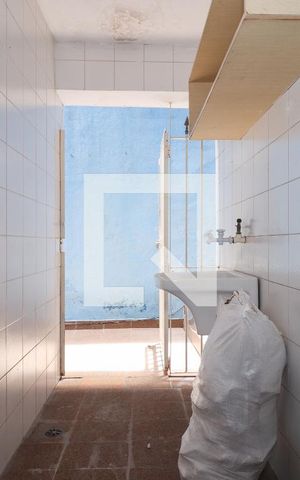 Casa para alugar com 250m², 3 quartos e 2 vagas Casa para alugar com 250m², 3 quartos e 2 vagasÁrea de Serviço