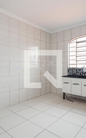 Casa para alugar com 250m², 3 quartos e 2 vagas Casa para alugar com 250m², 3 quartos e 2 vagasCozinha