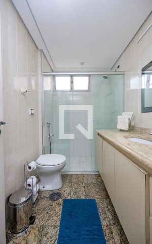 Apartamento à venda com 153m², 3 quartos e 2 vagas Apartamento à venda com 153m², 3 quartos e 2 vagasBanheiro 2