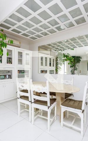 Apartamento à venda com 153m², 3 quartos e 2 vagas Apartamento à venda com 153m², 3 quartos e 2 vagasSala