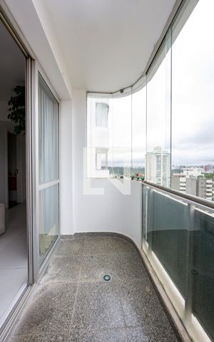 Apartamento à venda com 153m², 3 quartos e 2 vagas Apartamento à venda com 153m², 3 quartos e 2 vagasSala - Varanda