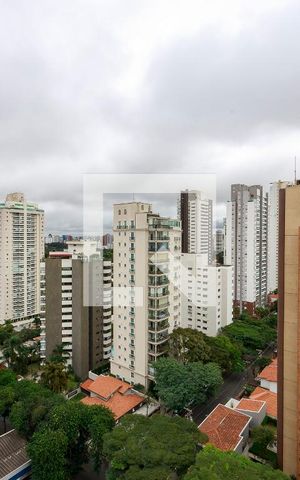 Apartamento à venda com 153m², 3 quartos e 2 vagas Apartamento à venda com 153m², 3 quartos e 2 vagasSala - Vista