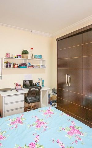Casa à venda com 130m², 4 quartos e 2 vagas Casa à venda com 130m², 4 quartos e 2 vagasQuarto 02