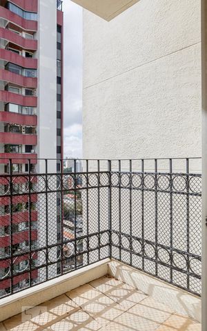 Apartamento para alugar com 72m², 3 quartos e 1 vaga Apartamento para alugar com 72m², 3 quartos e 1 vagaSacada
