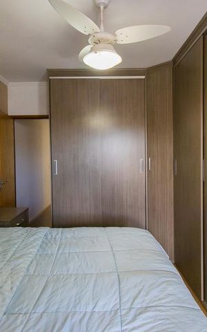 Casa à venda com 140m², 3 quartos e 2 vagasSuíte
