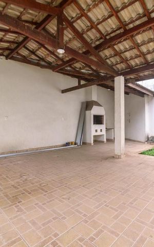 Casa à venda com 340m², 4 quartos e 4 vagas Casa à venda com 340m², 4 quartos e 4 vagasChurrasqueira