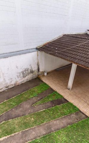 Casa à venda com 340m², 4 quartos e 4 vagas Casa à venda com 340m², 4 quartos e 4 vagasSuíte - Vista
