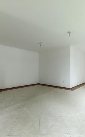 Casa à venda com 340m², 4 quartos e 4 vagas Casa à venda com 340m², 4 quartos e 4 vagasSala 2