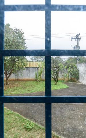 Casa à venda com 340m², 4 quartos e 4 vagas Casa à venda com 340m², 4 quartos e 4 vagasSala 1 - Vista
