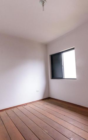 Casa à venda com 340m², 4 quartos e 4 vagas Casa à venda com 340m², 4 quartos e 4 vagasQuarto 2