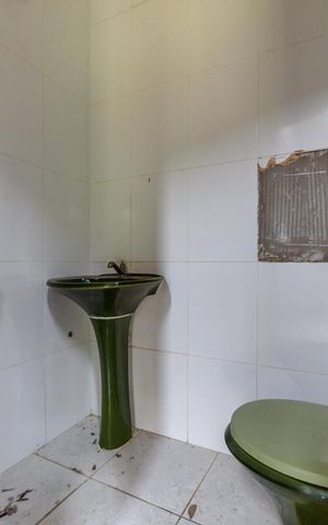 Casa à venda com 340m², 4 quartos e 4 vagas Casa à venda com 340m², 4 quartos e 4 vagasLavabo