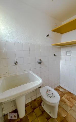 Apartamento à venda com 73m², 3 quartos e 1 vagaLavanderia e Banheiro